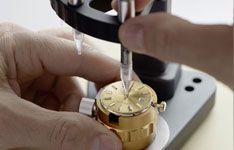 萧邦柜台有表带吗